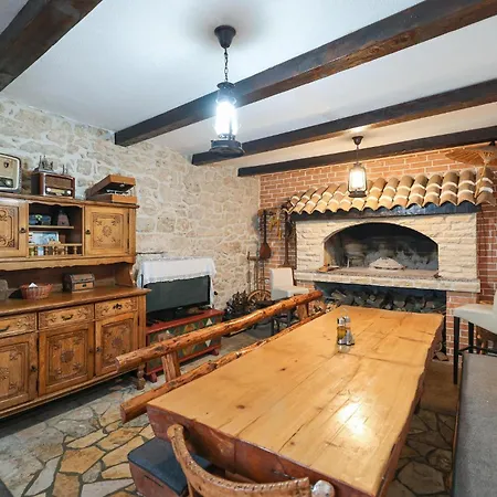 Holiday home Beautiful In