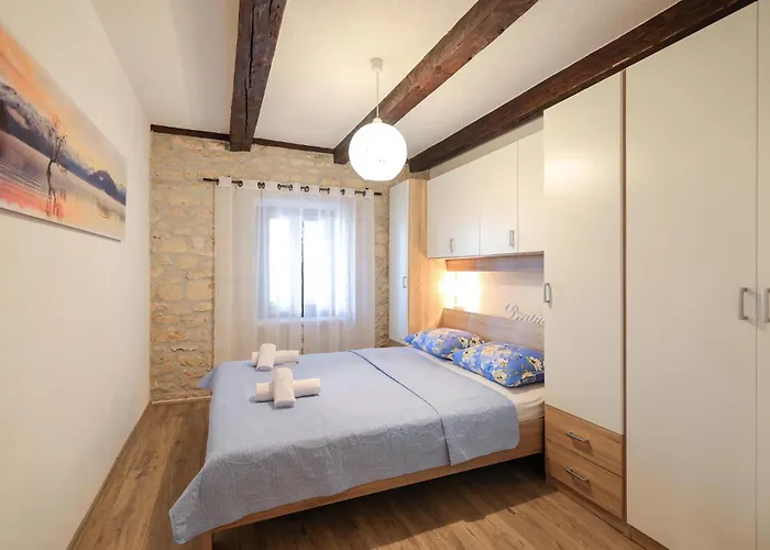 Tatil Evi Awesome In With Wifi Benkovac