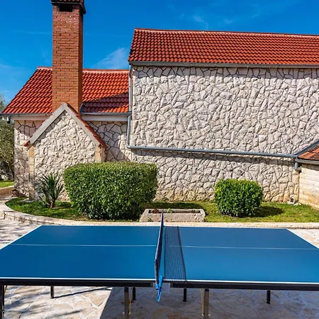 Дом отдыха Awesome In With Wifi *