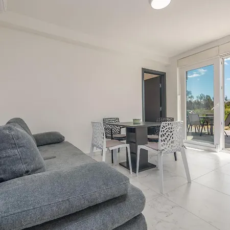 Holiday home Awesome In With Wifi *