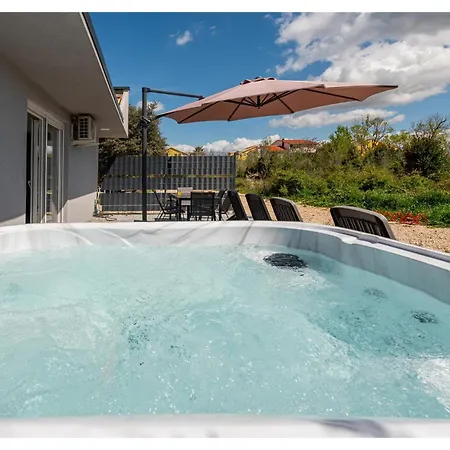 Awesome In With Wifi Holiday home Povljana