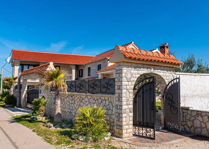 Awesome In With Wifi Vikendica Benkovac